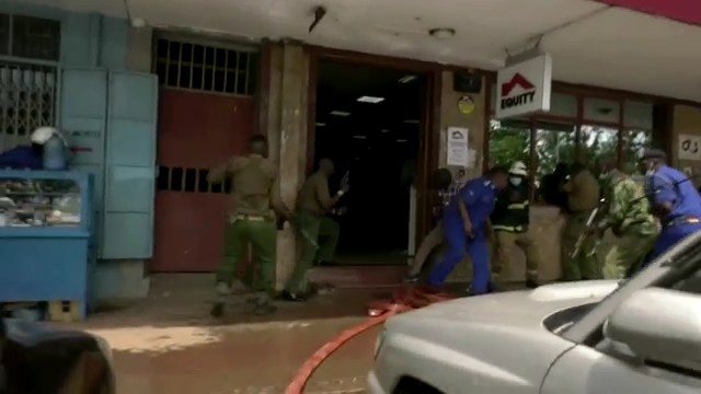 Watch Now: Police fight bank heist in Kenya, and more of today's top videos